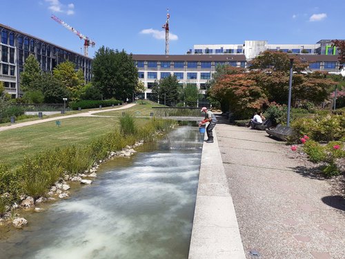 Encemensement au campus de Montrouge